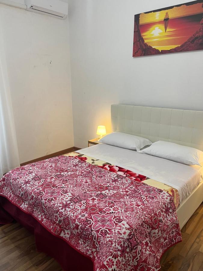 Colosseo Guest House Gil Řím Exteriér fotografie