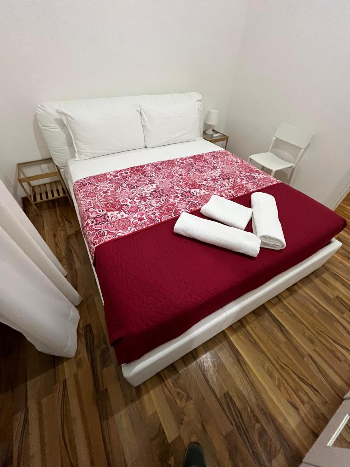 Colosseo Guest House Gil Řím Exteriér fotografie
